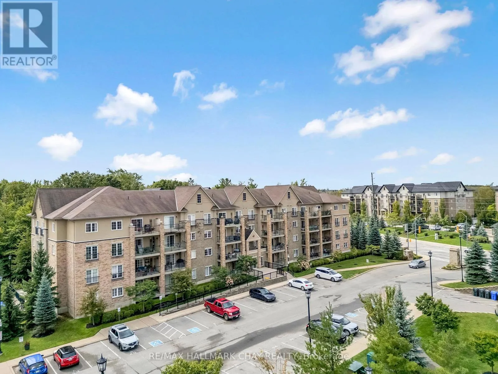 Apartment for rent: 110 - 41 Ferndale Drive S, Barrie, Ontario L4N 5T6