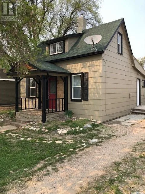 House for rent: 110 4th Avenue E, Watrous, Saskatchewan S0K 4T0