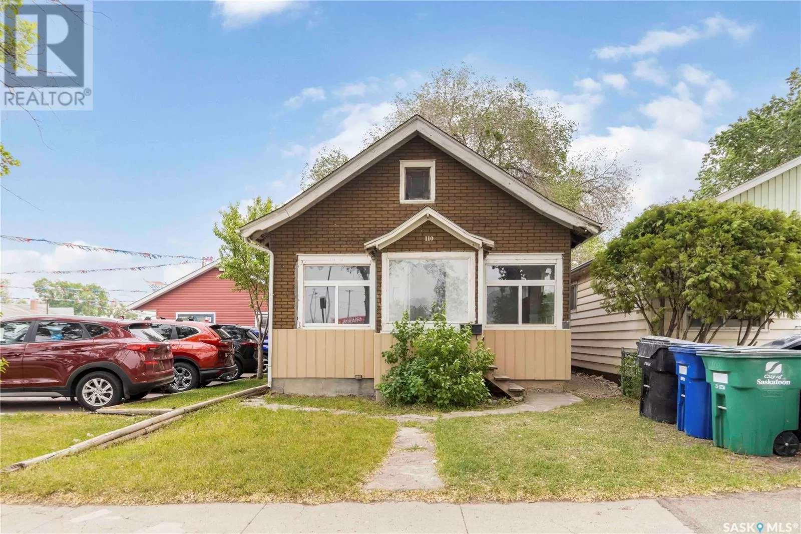 House for rent: 110 F Avenue S, Saskatoon, Saskatchewan S7M 1S8