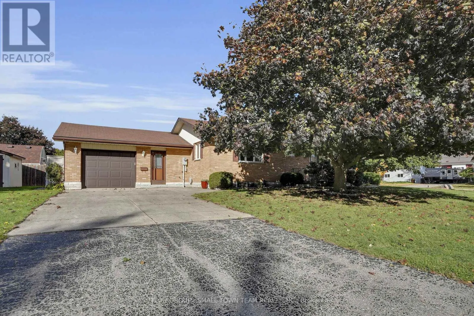 House for rent: 110 John Street W, South Huron, Ontario N0M 1S2