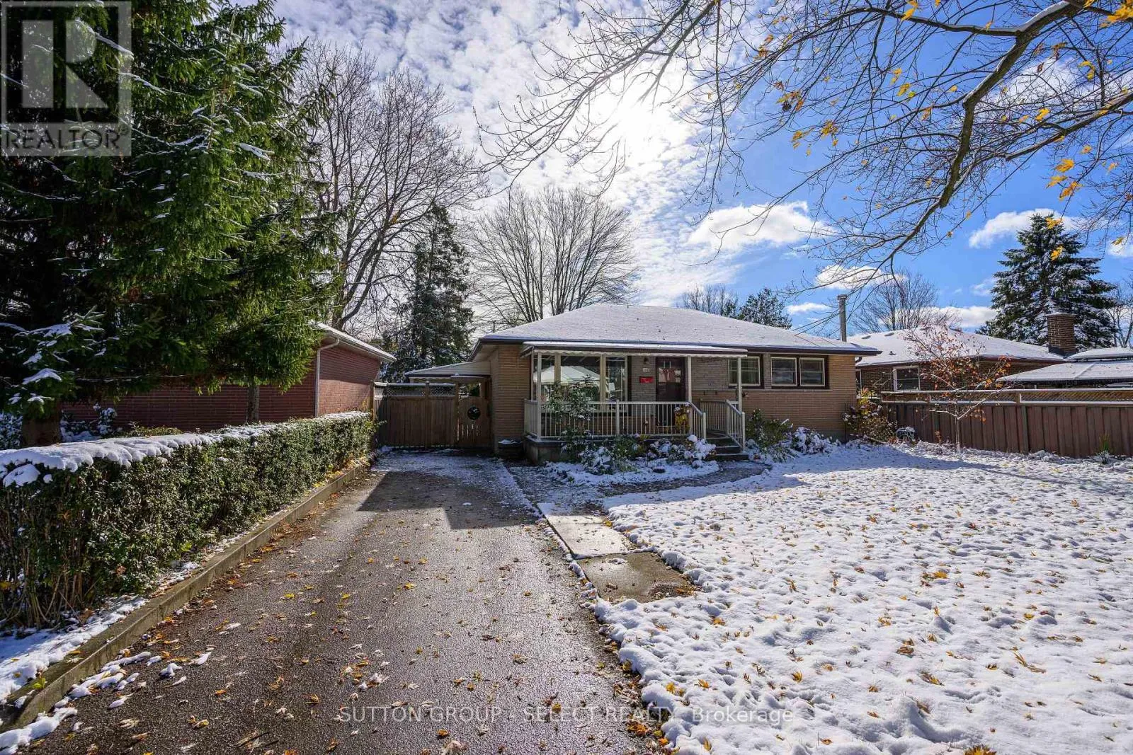 House for rent: 110 Laurentian Drive N, London East, Ontario N5W 1P2