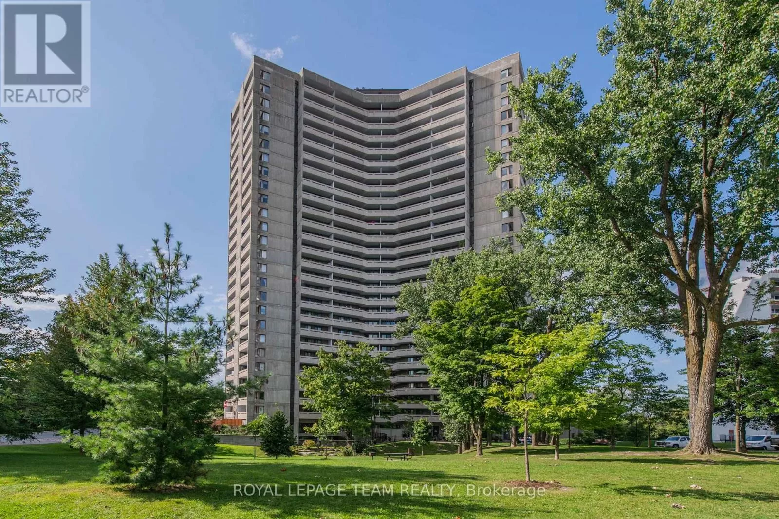 Apartment for rent: 1101 - 1081 Ambleside Drive, Ottawa, Ontario K2B 8C8