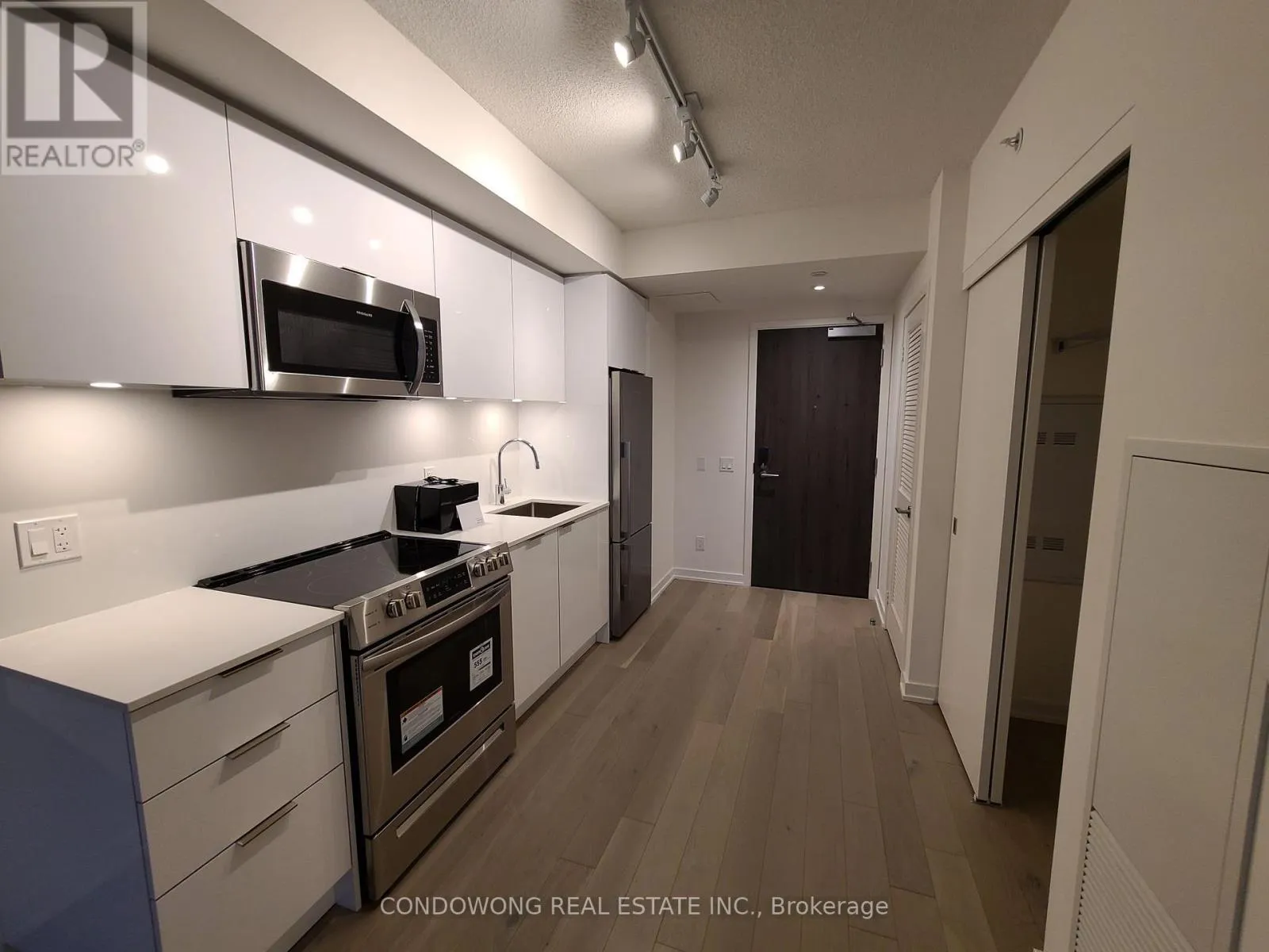 Apartment for rent: 1101 - 25 Richmond Street E, Toronto, Ontario M5C 0A6