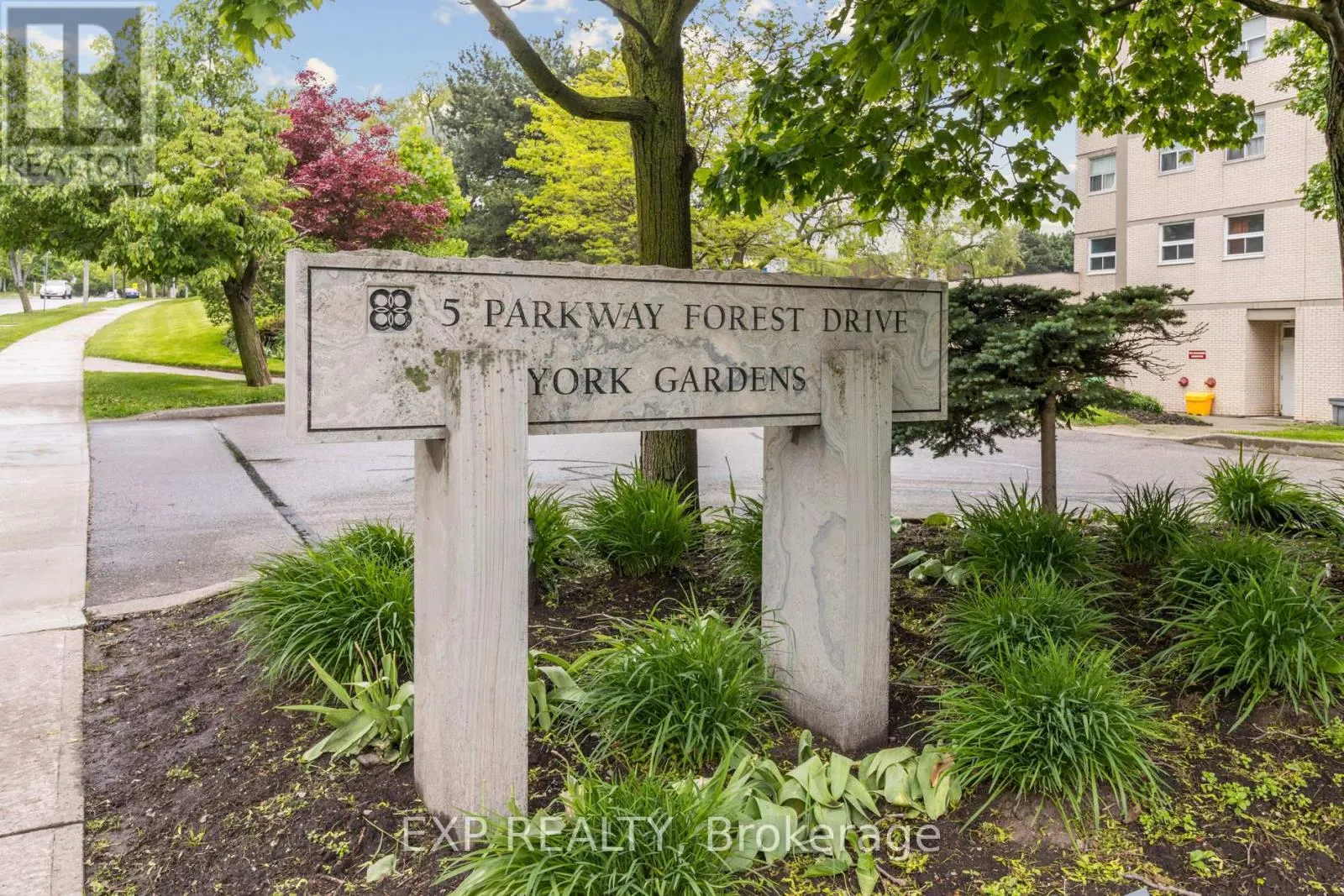 Apartment for rent: 1101 - 5 Parkway Forest Drive, Toronto, Ontario M2J 1L2