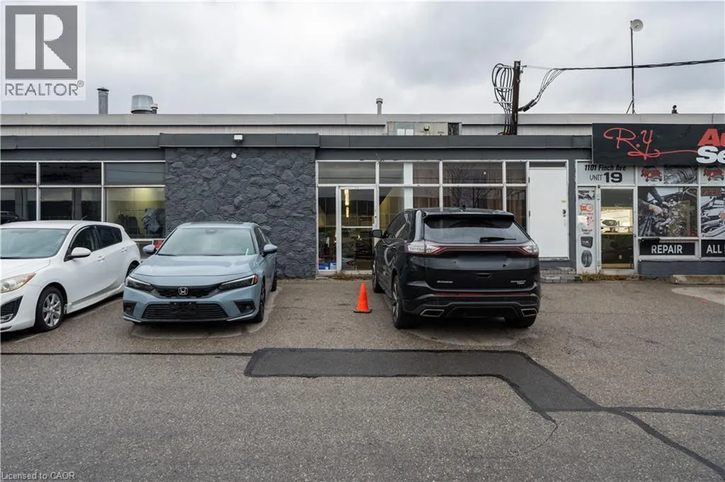 1101 Finch Avenue W Unit# 18, Toronto, Ontario M3J 3L6