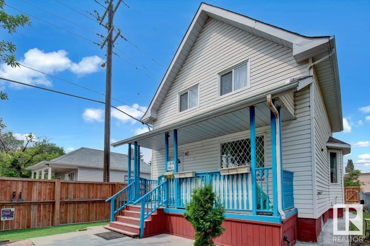 House for rent: 11010 106 Av Nw, Edmonton, Alberta T5H 0R3