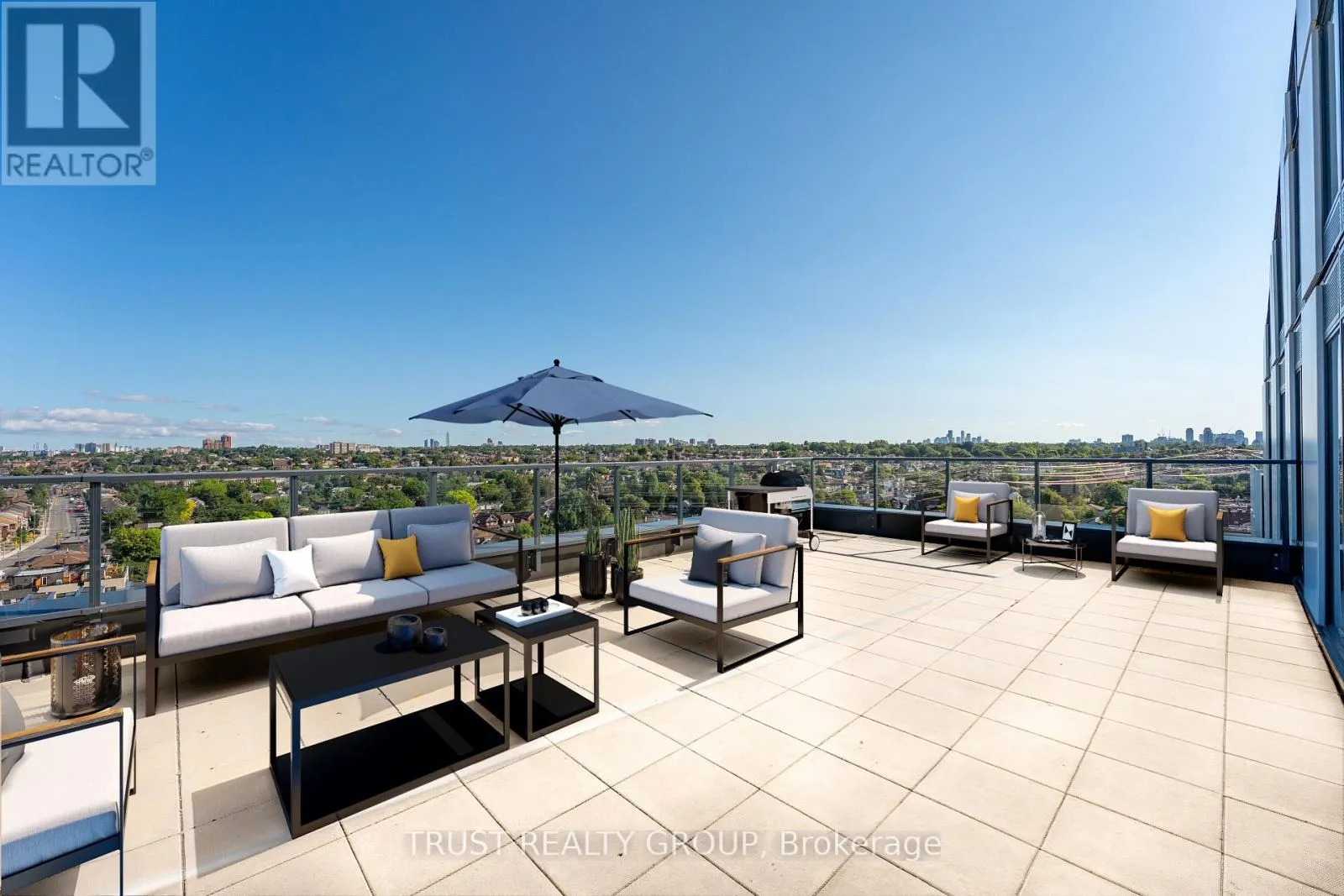 Apartment for rent: 1102 - 1808 St. Clair Avenue W, Toronto, Ontario M6N 0C1