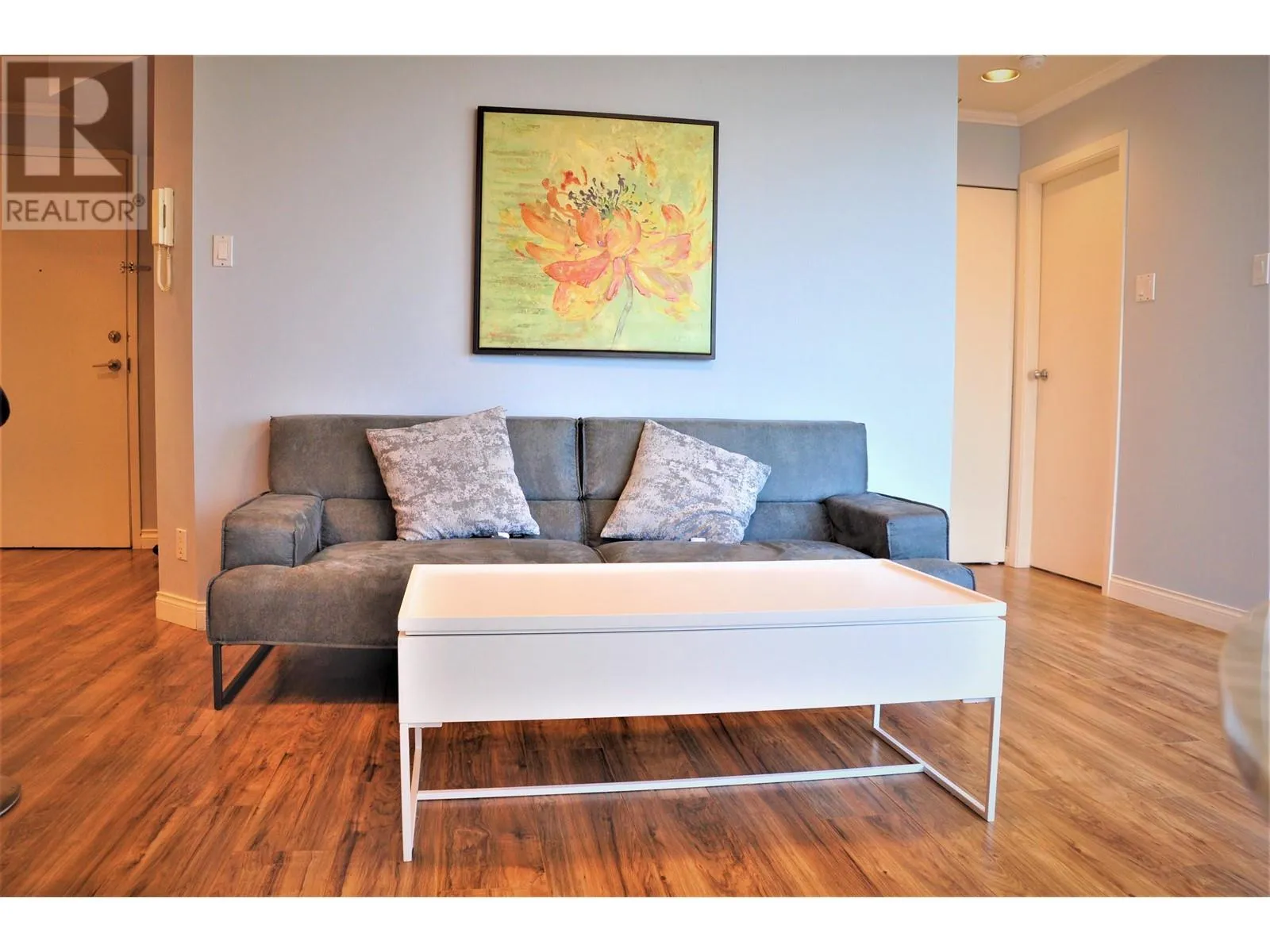 Apartment for rent: 1102 8111 Anderson Road Road, Richmond, British Columbia V6Y 3Z8