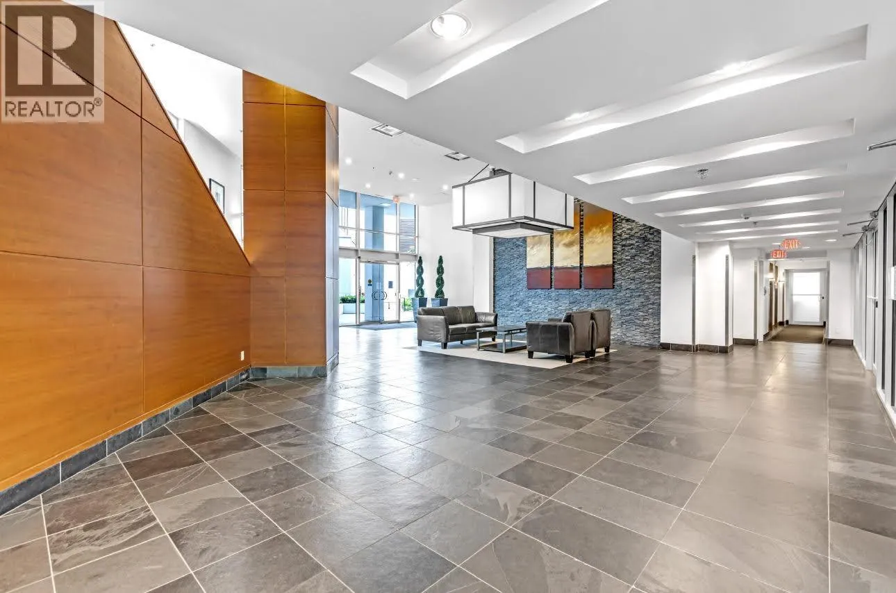 Apartment for rent: 1103 2979 Glen Drive, Coquitlam, British Columbia V3B 0B2