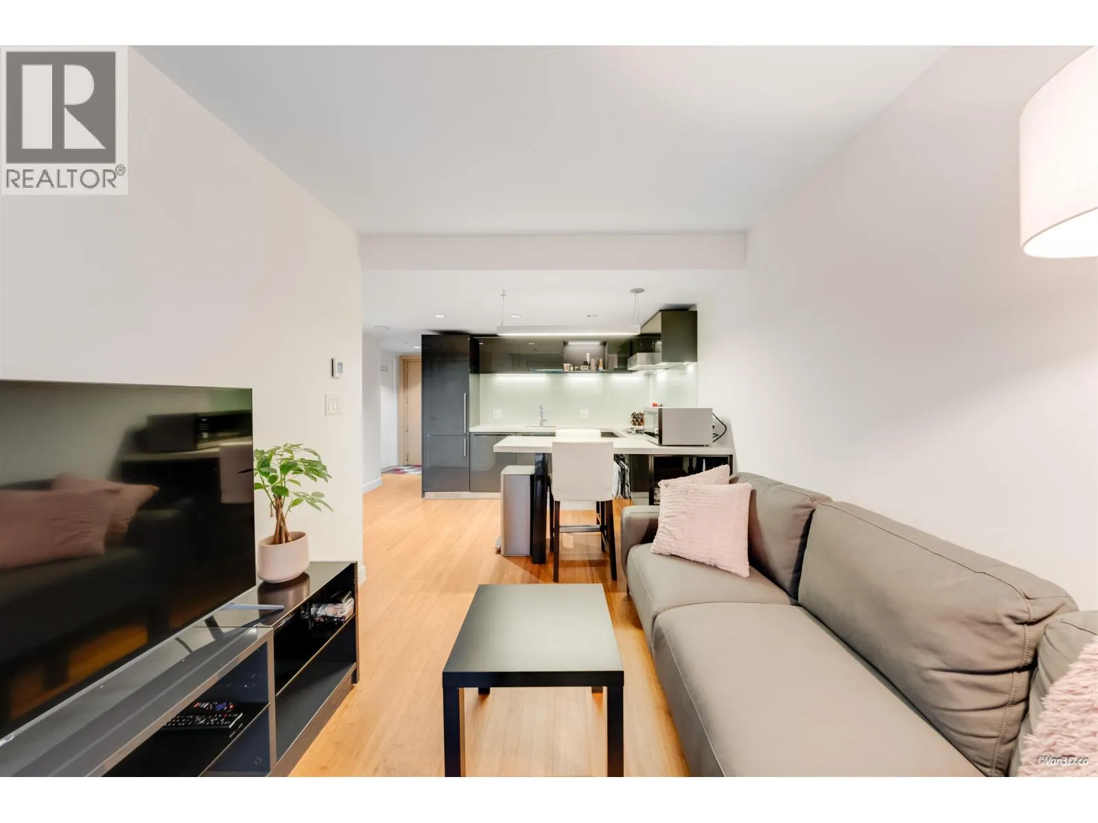 Apartment for rent: 1103 777 Richards Street, Vancouver, British Columbia V6B 0M6