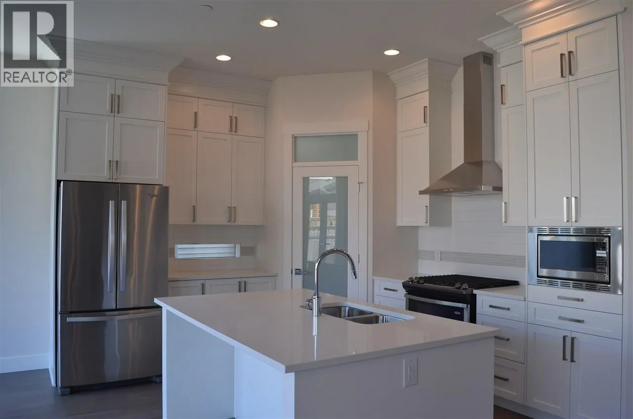 House for rent: 11036 Buckerfield Drive, Maple Ridge, British Columbia V2W 1Z8