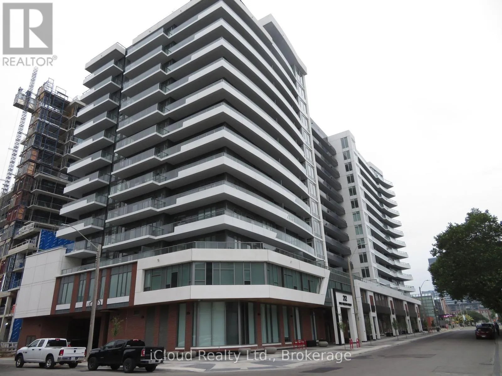 Apartment for rent: 1104 - 212 King William Street E, Hamilton, Ontario L8R 3N9