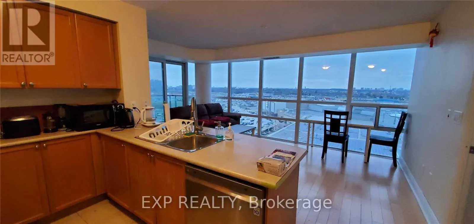 Apartment for rent: 1104 - 60 Brian Harrison Way, Toronto, Ontario M1P 5J5