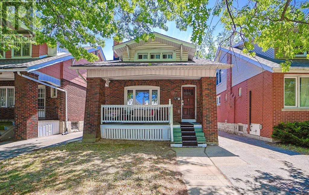 House for rent: 1105 King Street W, Hamilton, Ontario L8S 1L8