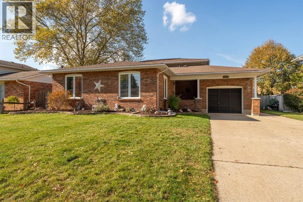 1105 Salisbury Street, Sarnia, Ontario N7S 3V6