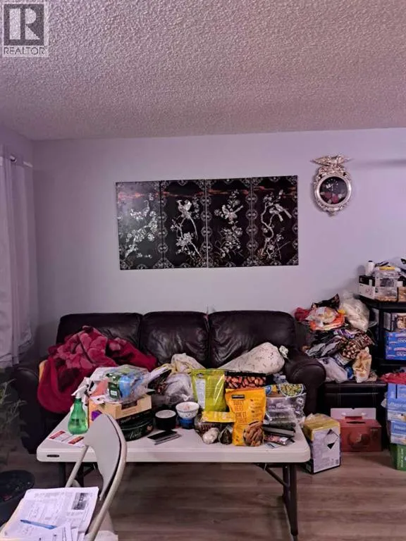 Row / Townhouse for rent: 1107 53 Street Se, Calgary, Alberta T2A 1V5