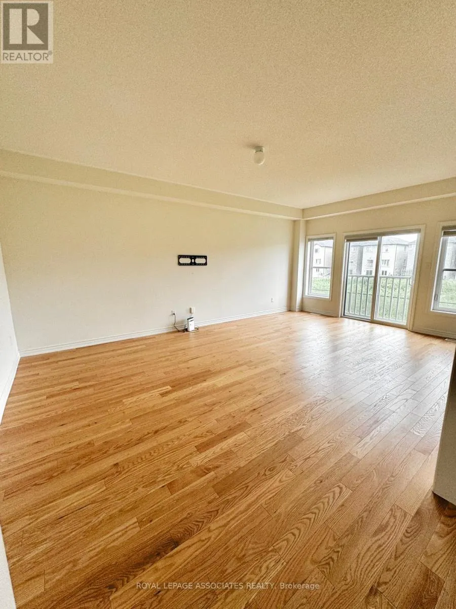 House for rent: 1108 Skyridge Boulevard, Pickering, Ontario L1X 0M8