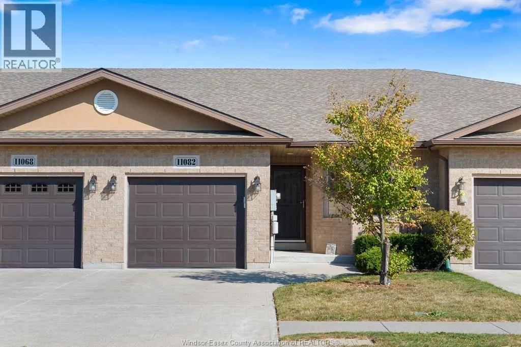 Row / Townhouse for rent: 11082 Sturgeon, Windsor, Ontario N8P 1S7