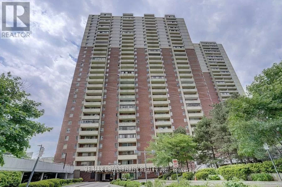 Apartment for rent: 1109 - 1 Massey Square, Toronto, Ontario M4C 5L4