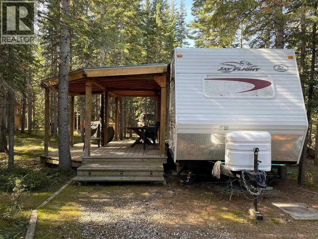 Recreational for rent: 111 & 112, 200 4 Avenue Sw, Sundre, Alberta T0M 1X0