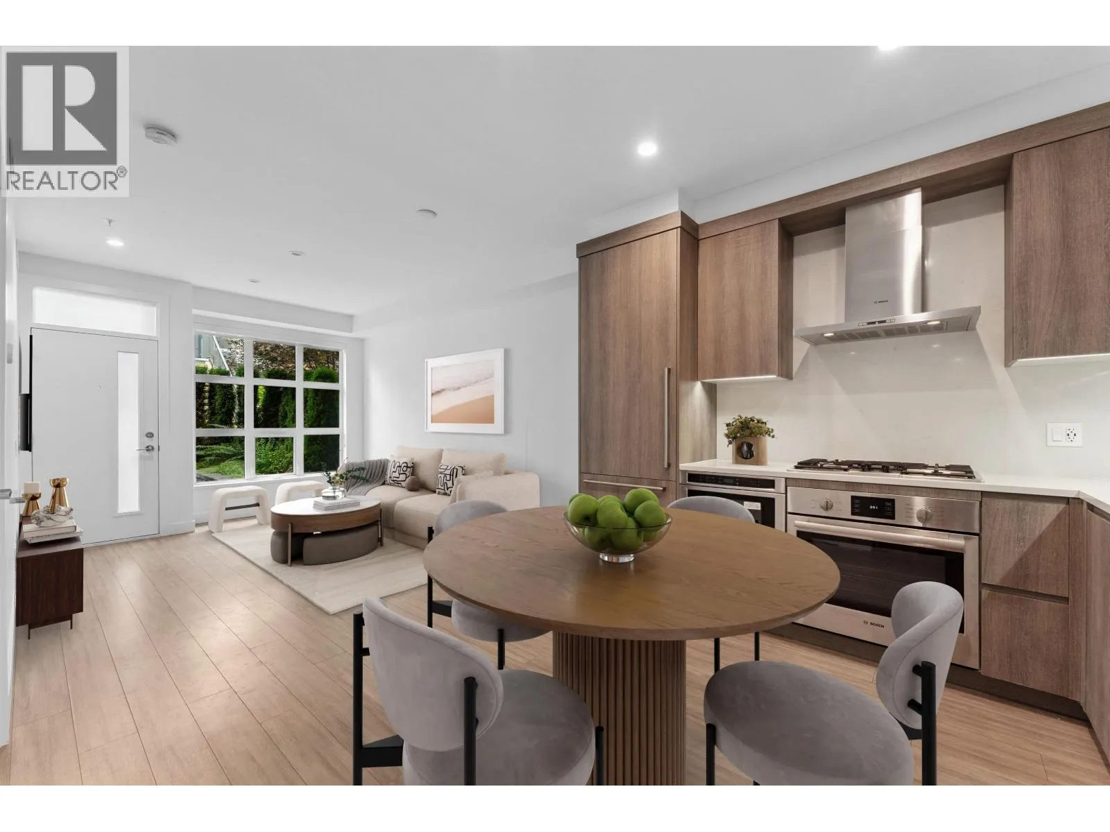 Row / Townhouse for rent: 111 2060 Curling Road, North Vancouver, British Columbia V7P 1X4