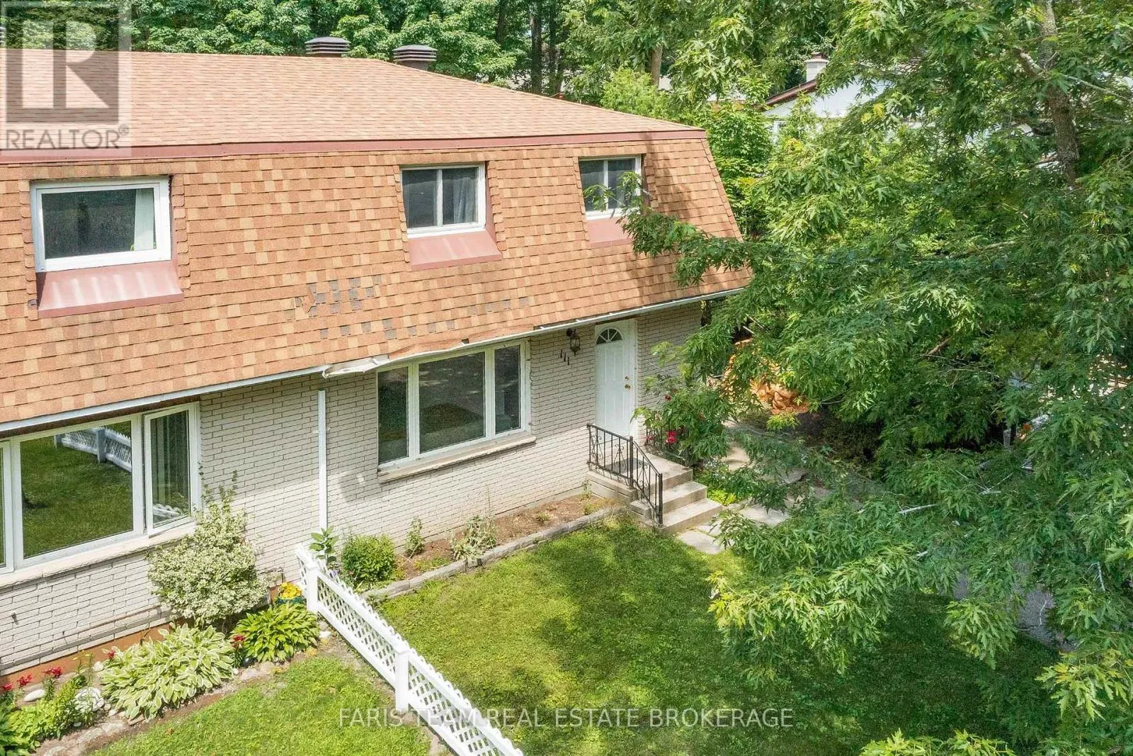 House for rent: 111 Burke Street, Penetanguishene, Ontario L9M 1B2