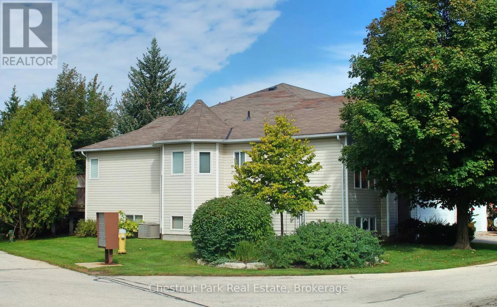 Row / Townhouse for rent: 111 Ellen Lane, Collingwood, Ontario L9Y 4W4