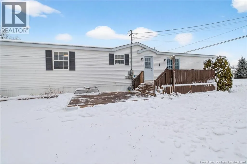 Manufactured Home for rent: 111 Miramichi Drive, Dieppe, New Brunswick E1A 7N1