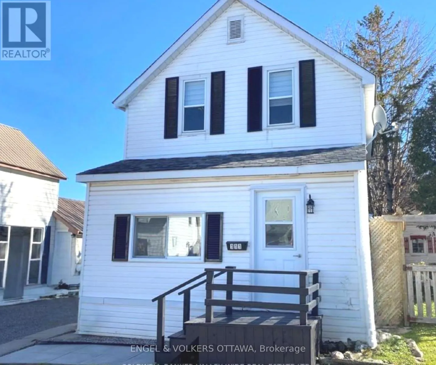 House for rent: 111 Russell Street N, Arnprior, Ontario K7S 2J8