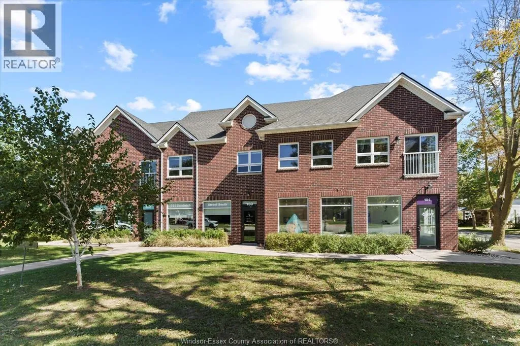 Apartment for rent: 111 Sandwich Street South Unit# 201, Amherstburg, Ontario N9V 1Z6