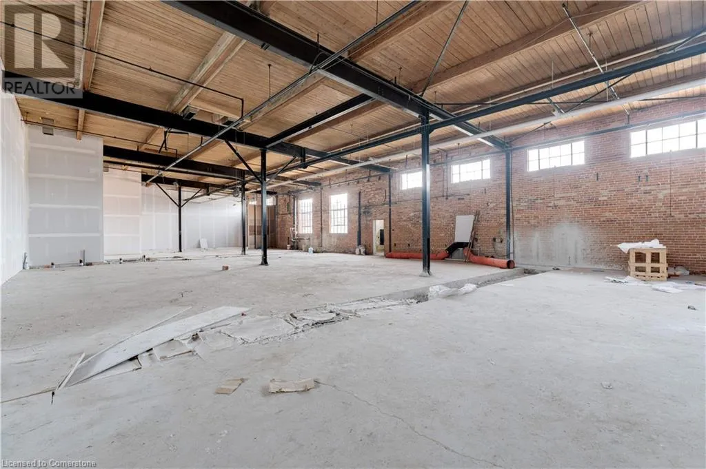 111 Sherwood Drive Unit# 8-9, Brantford, Ontario N3T 6J9