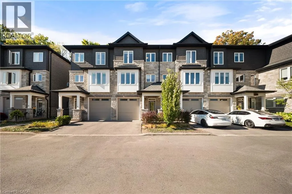 Row / Townhouse for rent: 111 Wilson Street E Unit# 7, Ancaster, Ontario L9B 2G7