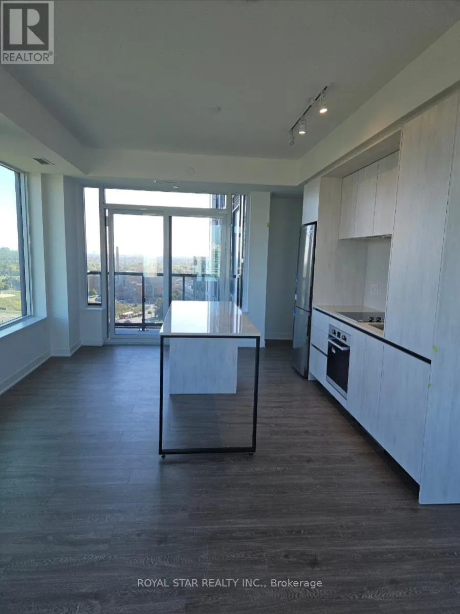 Apartment for rent: 1110 - 2495 Eglinton Avenue W, Mississauga, Ontario M5M 2V8