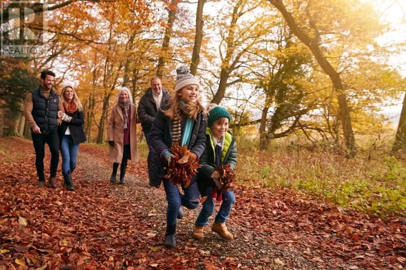 11108 108 Avenue, Fort St. John, British Columbia V1J 0L6