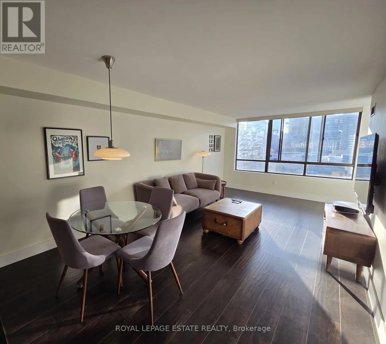 Apartment for rent: 1111 - 117 Gerrard Street E, Toronto, Ontario M5B 2L4