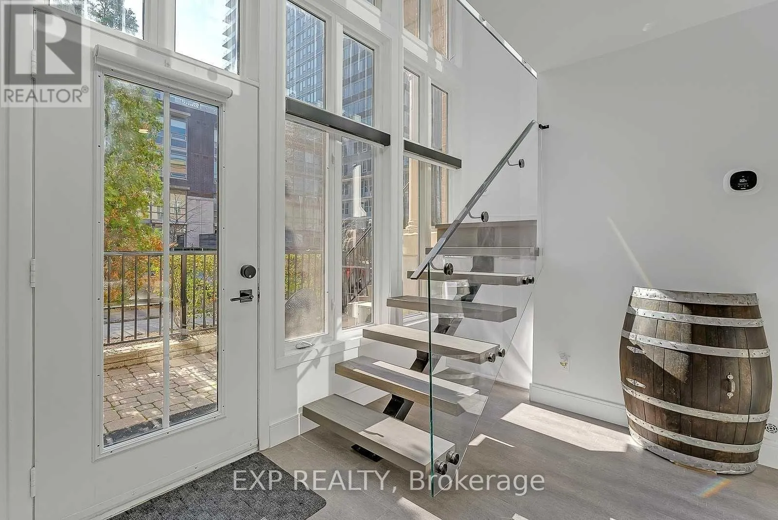 Row / Townhouse for rent: 1111 - 50 East Liberty Street, Toronto, Ontario M6K 3P3