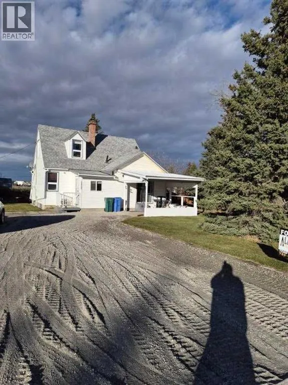 House for rent: 1111 7th Avenue, Beaverlodge, Alberta T0H 0C0