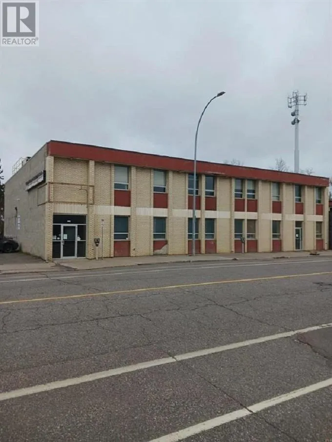 1111 Victoria Ave, Thunder Bay, Ontario P7C 1B7