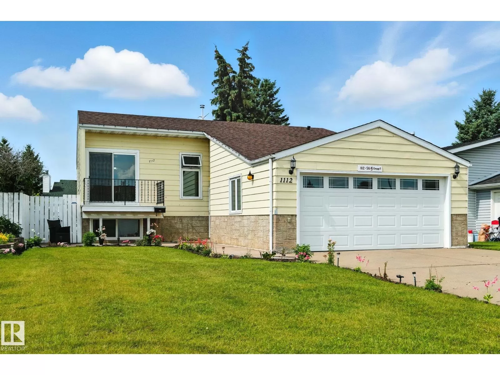 House for rent: 1112 56 St Nw, Edmonton, Alberta T6L 1Y3