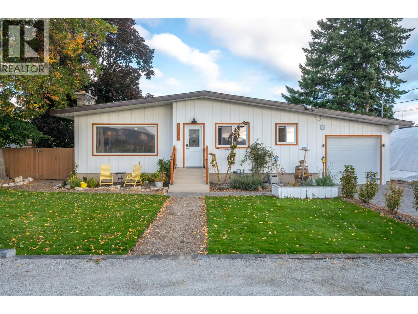 House for rent: 11120 Jones Flat Road, Summerland, British Columbia V0H 1Z3