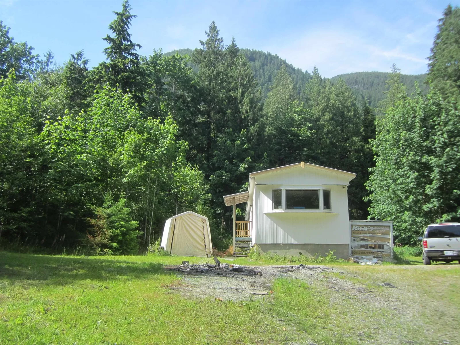 Manufactured Home/Mobile for rent: 11121 Barnes Road, Mission, British Columbia V0M 1G0