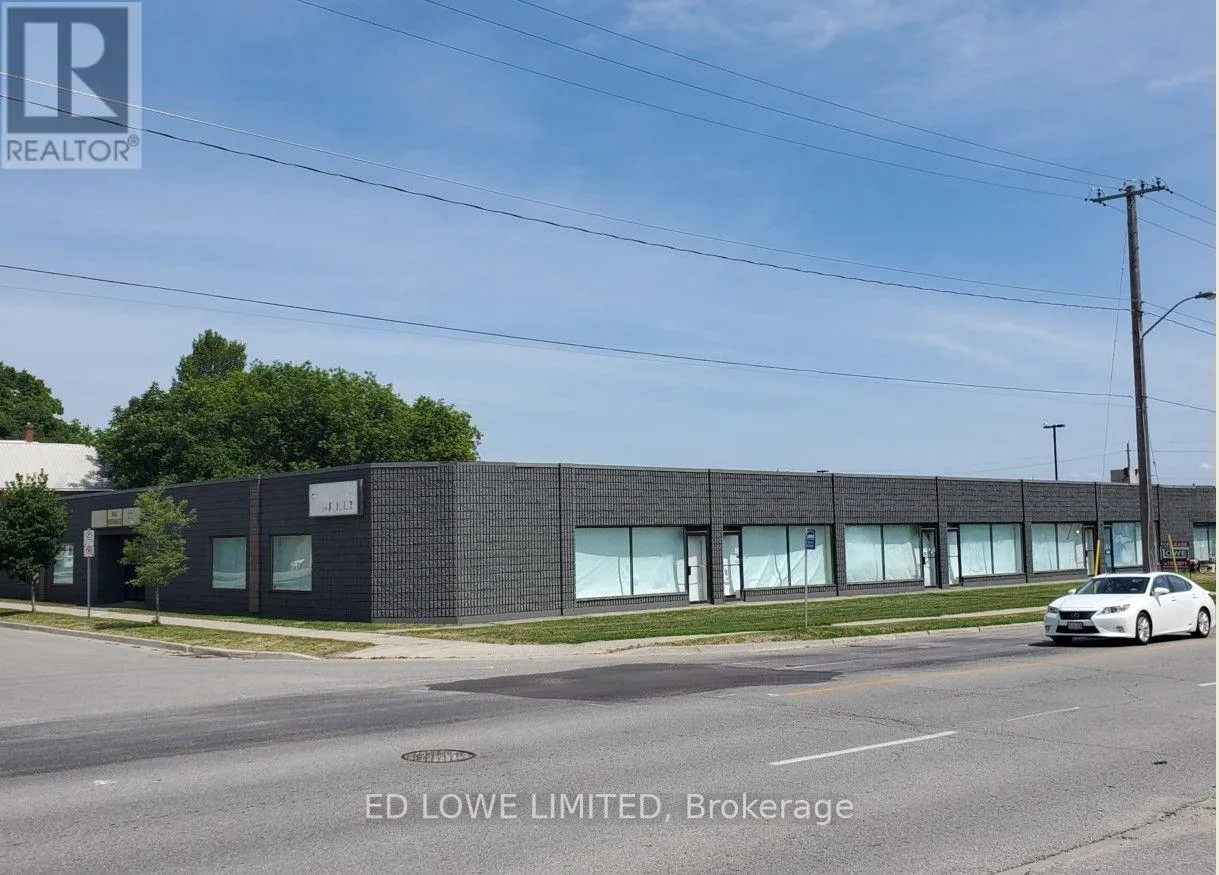 11-13 - 10 Western Avenue, Orillia, Ontario L3V 7B3
