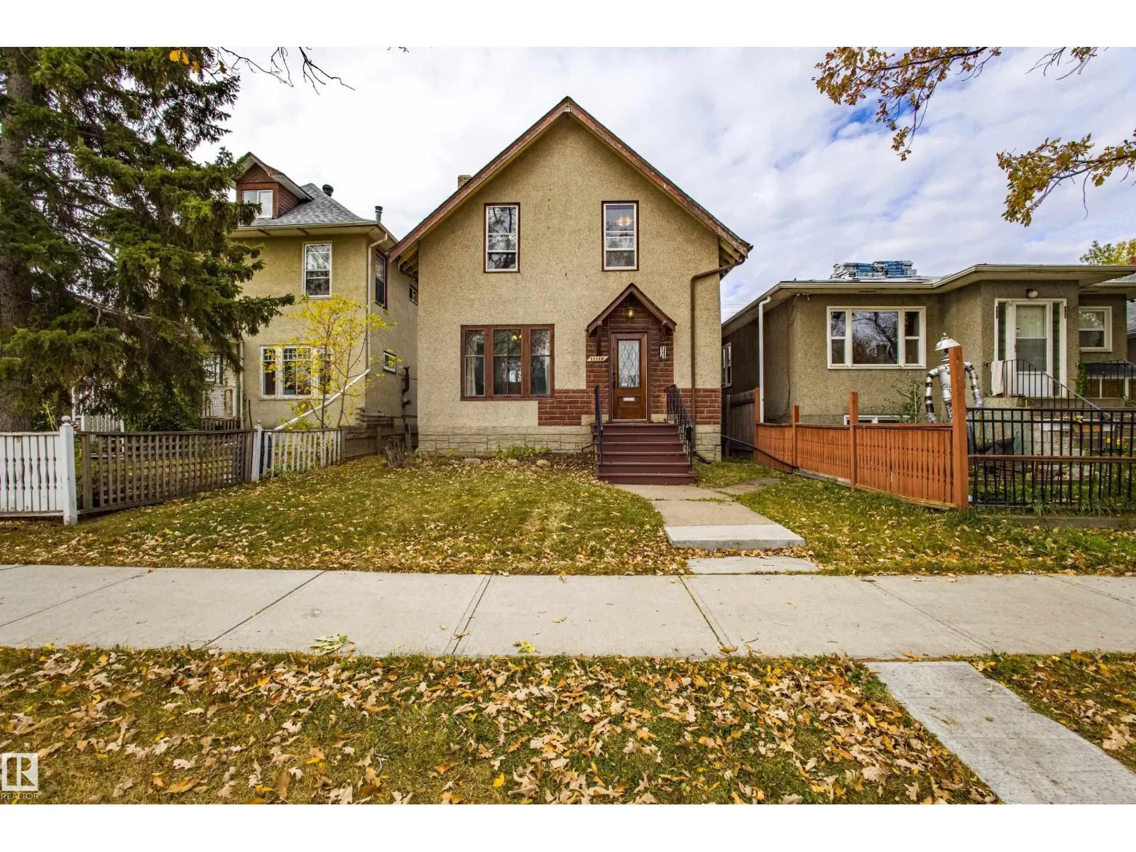 House for rent: 11148 96 St Nw Nw, Edmonton, Alberta T5G 1S7