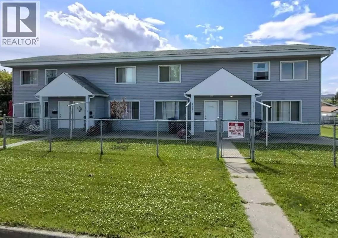 Fourplex for rent: 1117 95 Avenue, Dawson Creek, British Columbia V1G 1J2