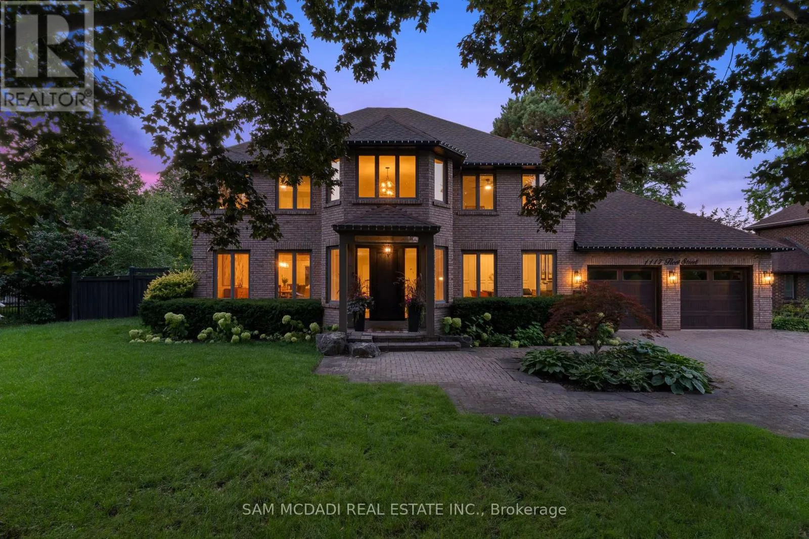 House for rent: 1117 Fleet Street, Mississauga, Ontario L5H 3P4