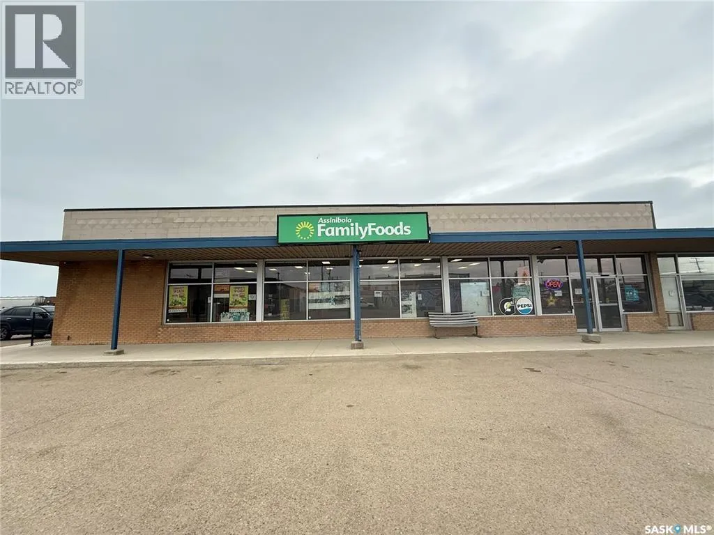 112 100 1st Avenue W, Assiniboia, Saskatchewan S0H 0B0