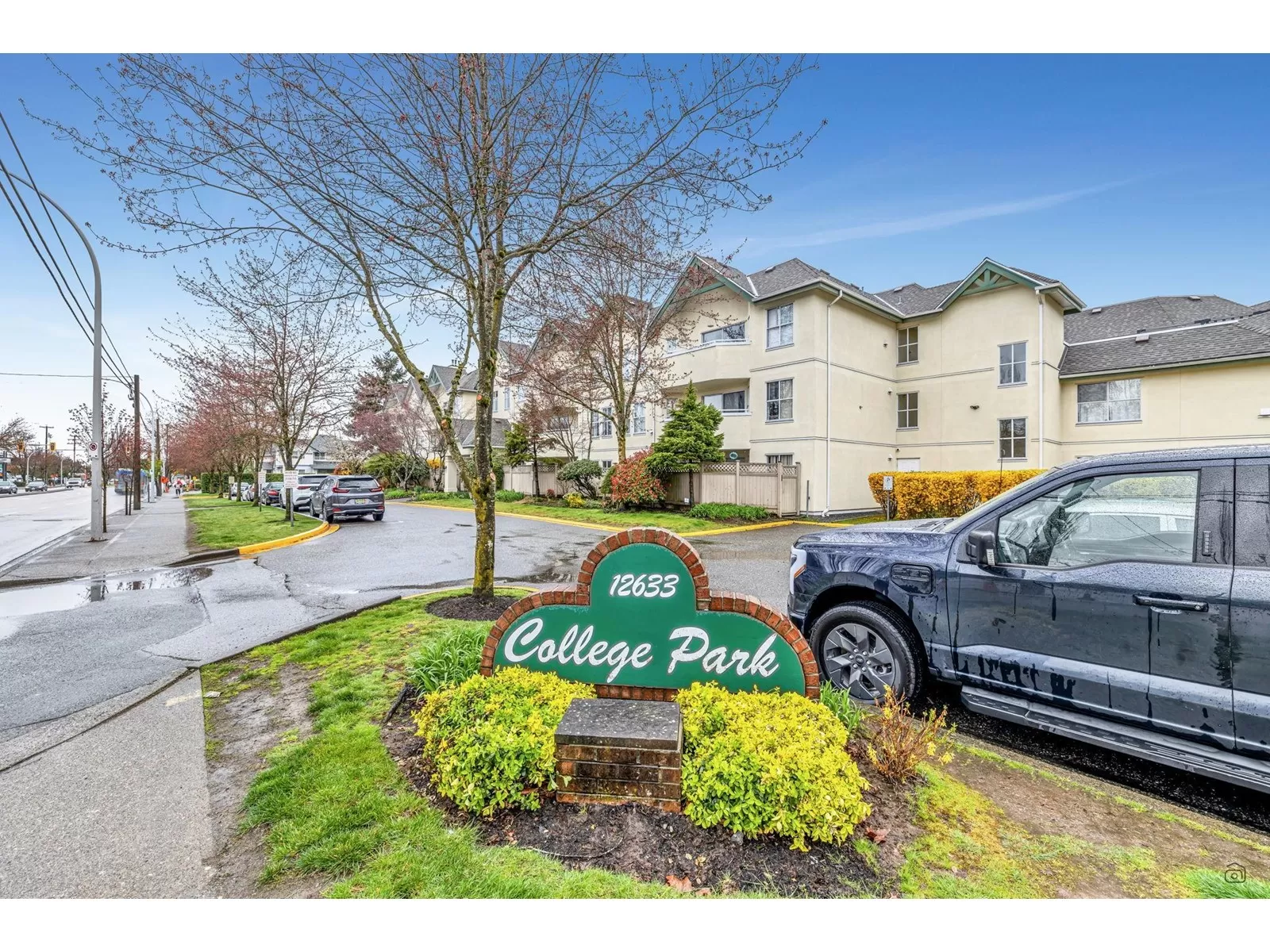 Apartment for rent: 112 12633 72 Avenue, Surrey, British Columbia V3W 0A4