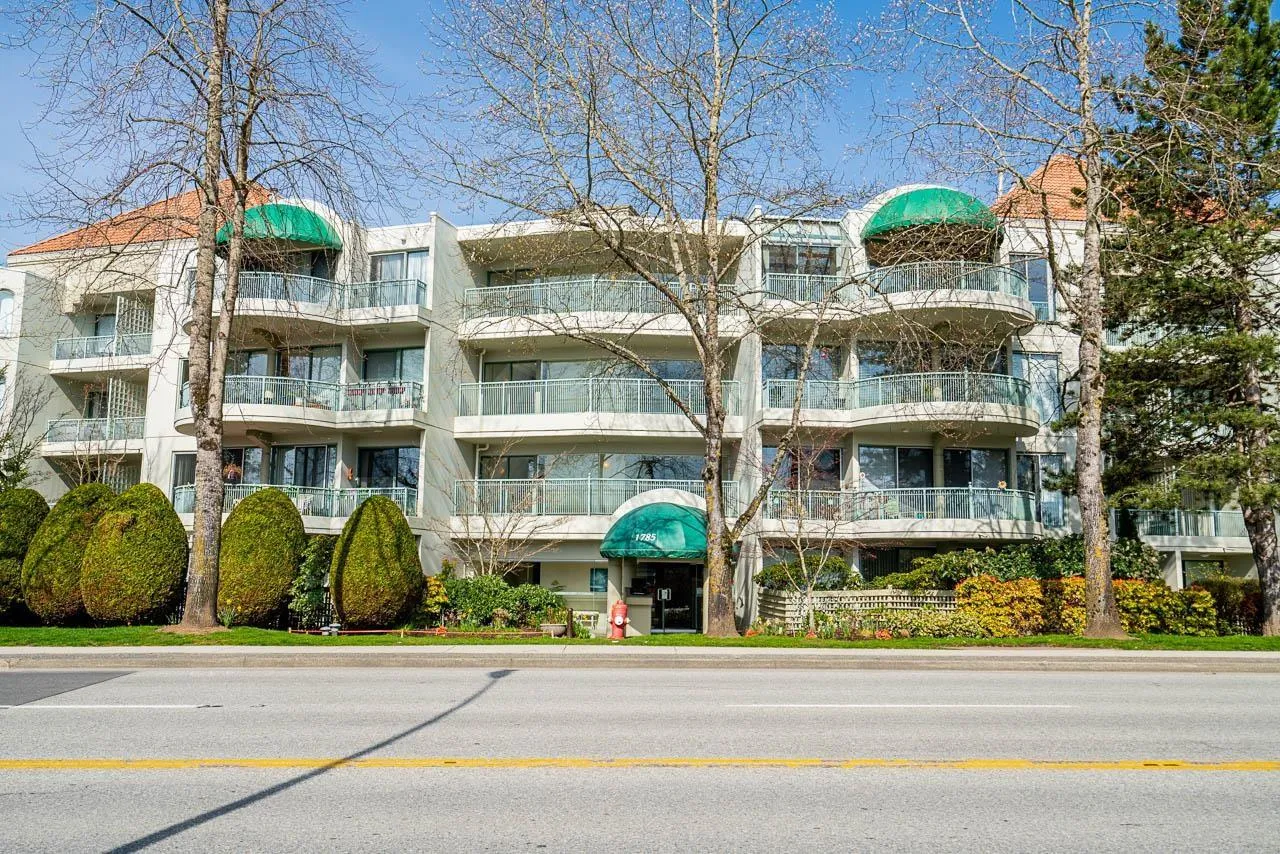 Apartment for rent: 112 1785 Martin Drive, Surrey, British Columbia V4A 9T5