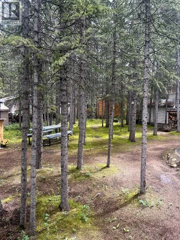 Recreational for rent: 112, 200 4 Avenue Sw, Sundre, Alberta T0M 1X0