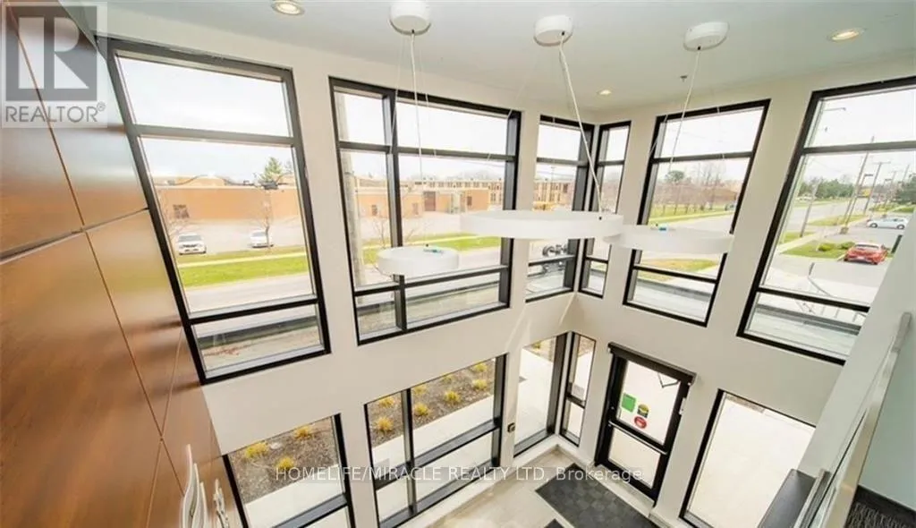 Apartment for rent: 112 - 212 Lakeport Road, St. Catharines, Ontario L2N 0B4